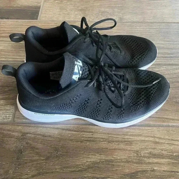 APL Men's TechLoom Pro shoes - Picture 2 of 5